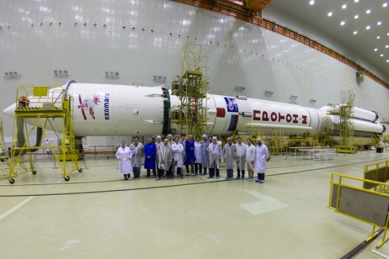 ExoMars Team in front of Proton
